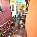Casa *